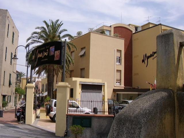 Residence Il Gabbiano Varigotti Bagian luar foto