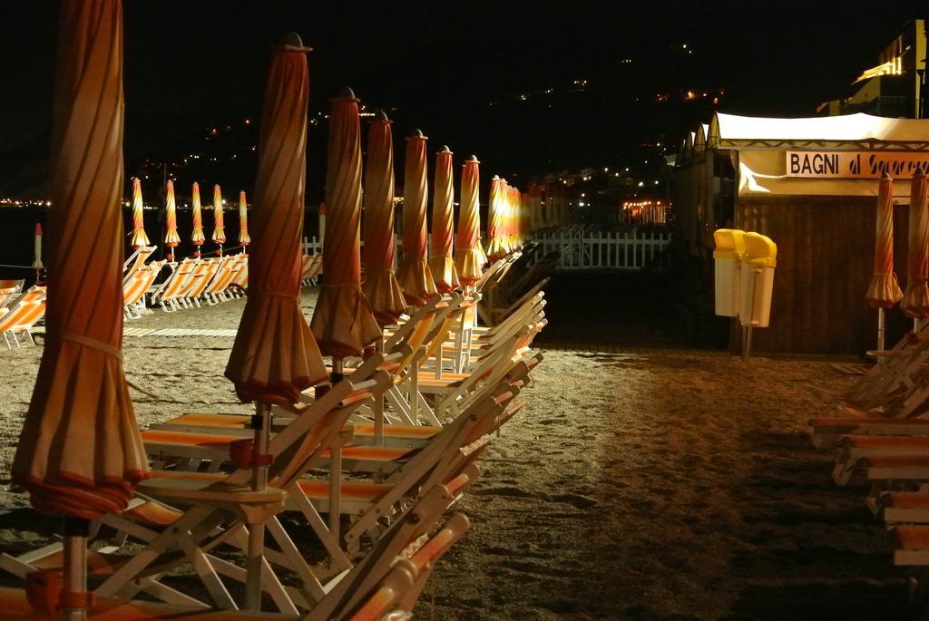 Residence Il Gabbiano Varigotti Bagian luar foto