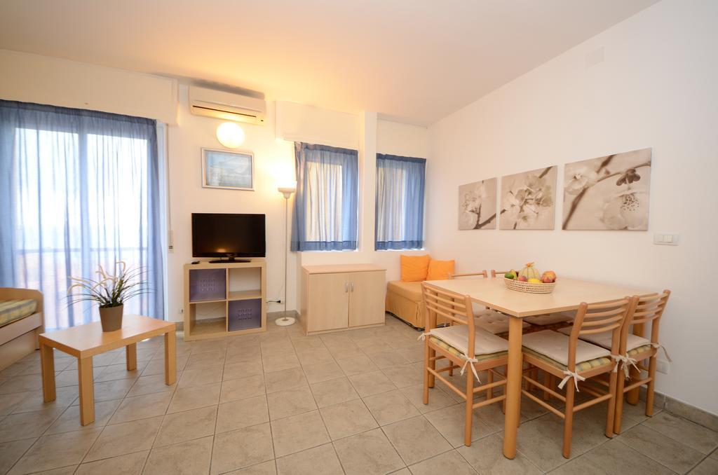Residence Il Gabbiano Varigotti Ruang foto
