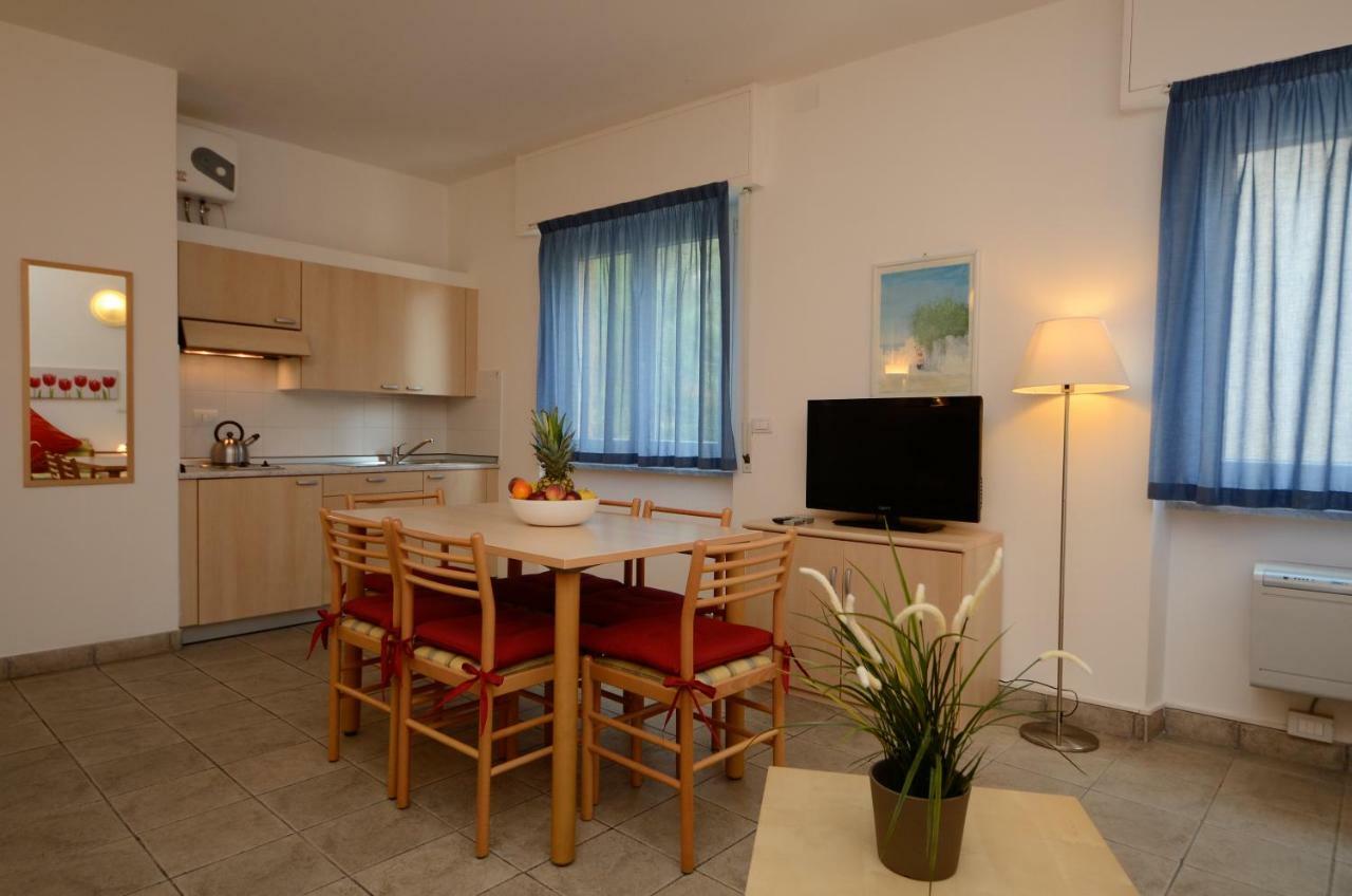 Residence Il Gabbiano Varigotti Bagian luar foto